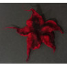 Broszka kwiatek czerwony ręcznie filcowany