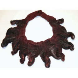 Naszyjnik filcowany ręcznie bordowy