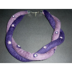 Naszyjnik filcowany ręcznie fioletowy