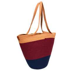 Torebka kosz uszyta ze sznurka handmade – modna torebka na co dzień