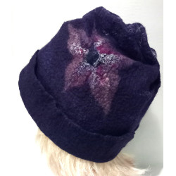 Czapka filcowana ręcznie fioletowa