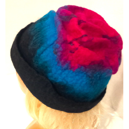 Czapka filcowana ręcznie różowo-niebieska